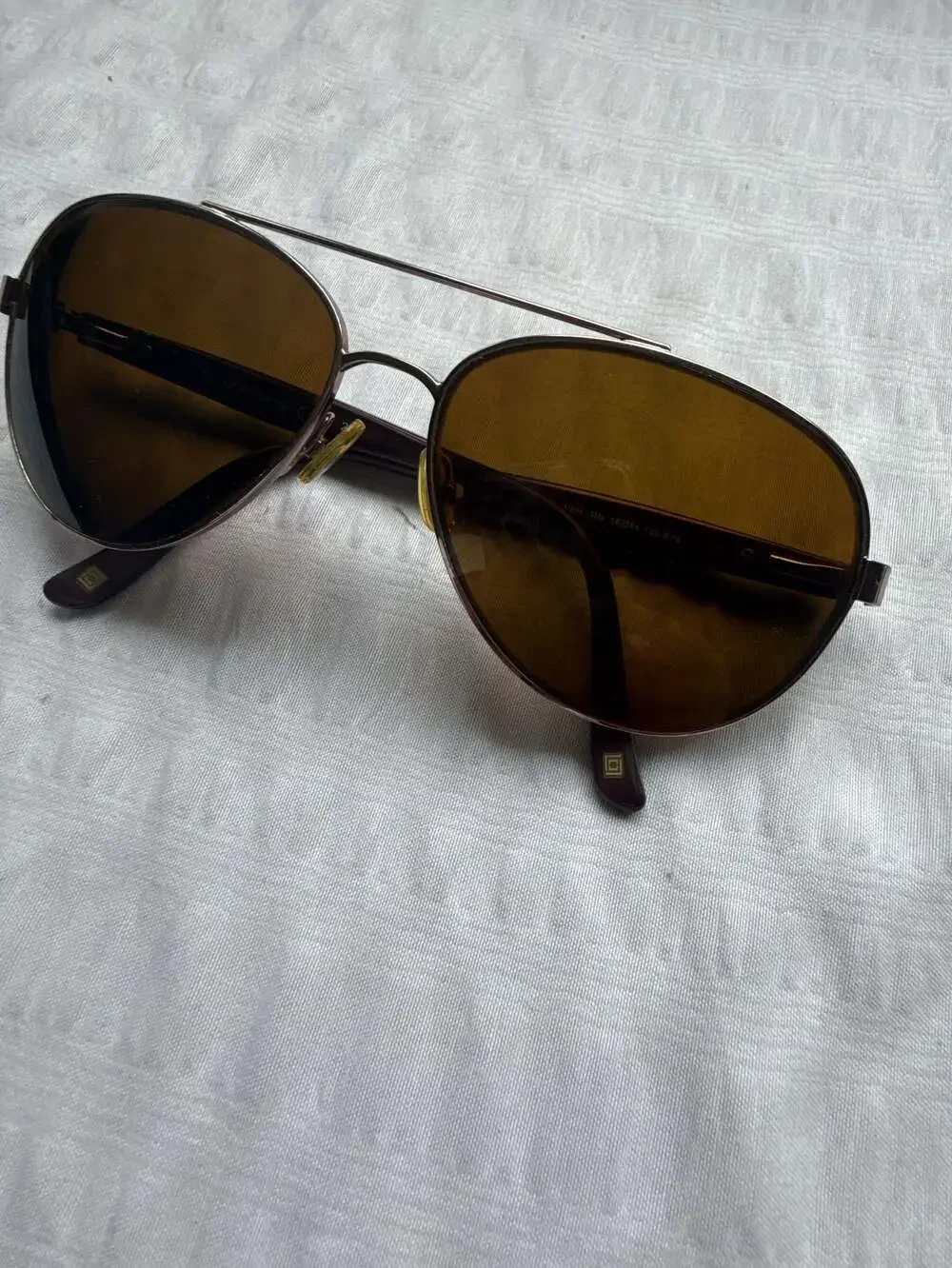 Liz Claiborne Aviator Sunglasses with Original Case